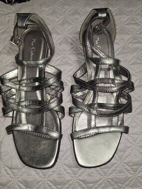 Nue Options - Designer Shoes